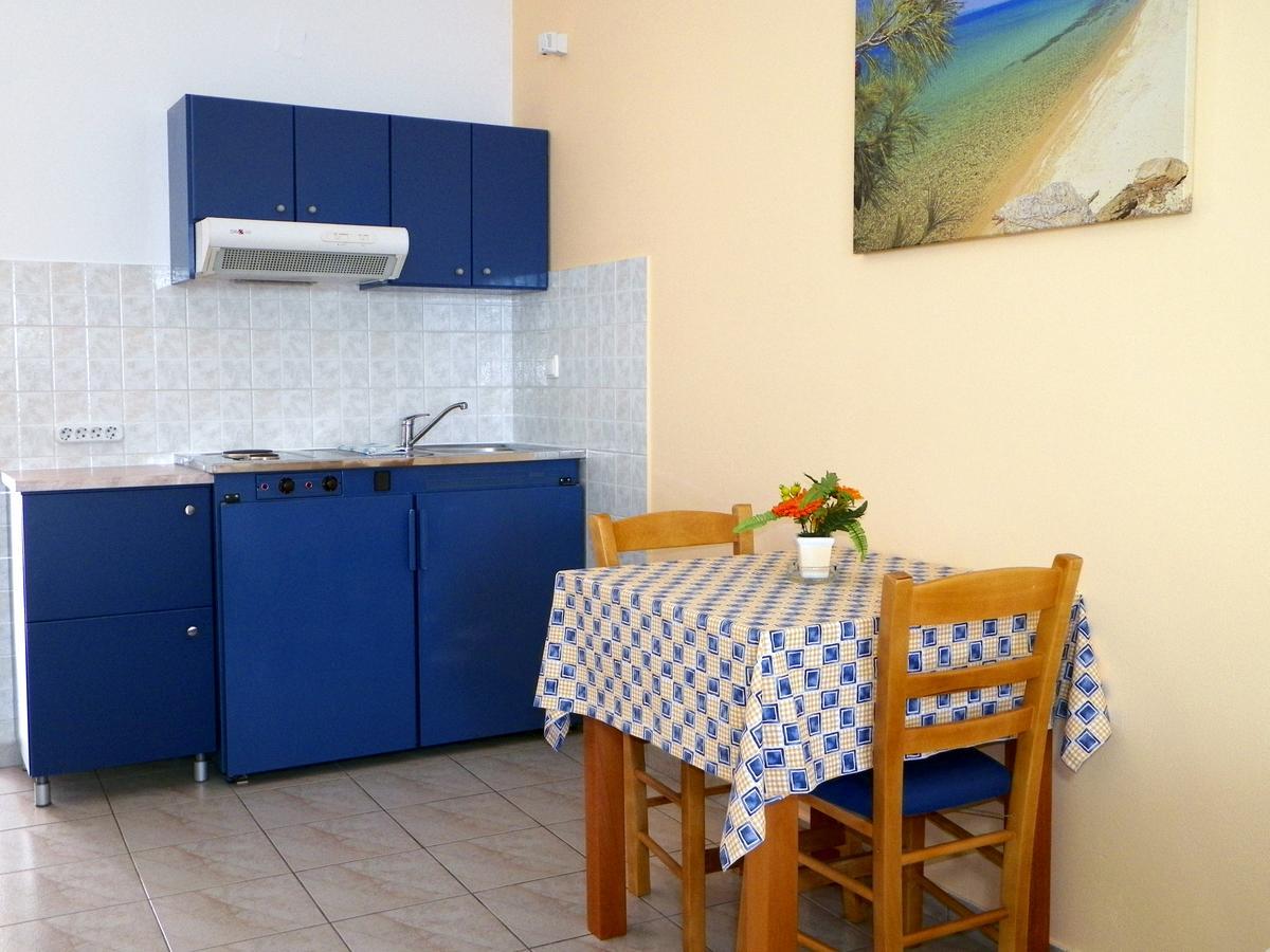 Christi Apartments Kalívesz Kültér fotó