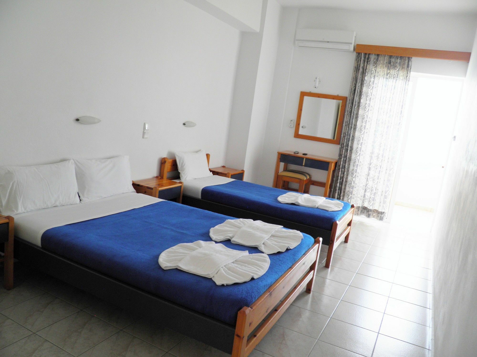 Christi Apartments Kalívesz Kültér fotó